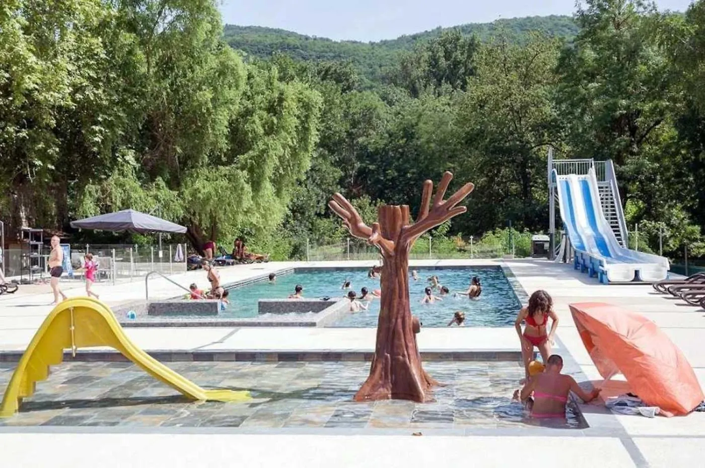 Campsite Camping 4 Etoiles - Parc Aquatique - Eeceia Martres-Tolosane France